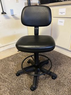 NEW Office Chair