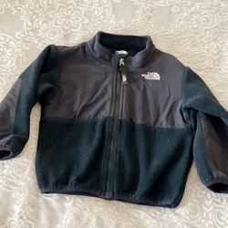 Authentic North Face Jacket good Condition 