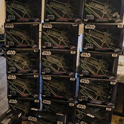 Star Wars™ Micro Galaxy Squadron TIE Reaper - 9 inch Vehicle with Three 1 inch Micro Figure Accessories