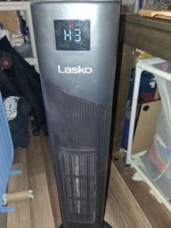 Lasco Digital 3 speed Movable Heater