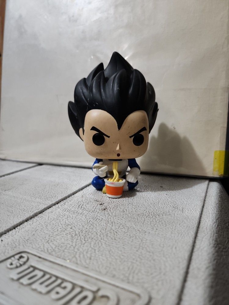 DragonBall Z: Vegeta Eating Noodles SHARED Sticker Funko Pop!