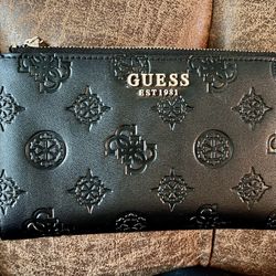 Guess wallet 