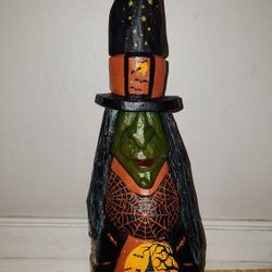 2022 Hand Carved Wooden Witch Halloween Decoration