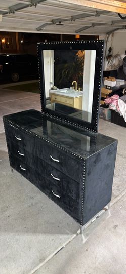 Bed Drawer / Tocador