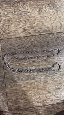 Oval Box Chain in Sterling Silver