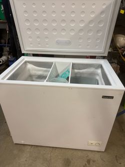 Deep freezer