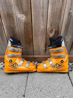 ski boots size 28.5