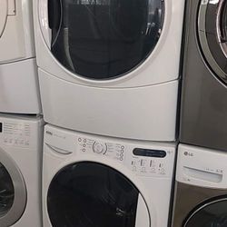 Kenmore Elite Washer And Gas Dryer Set For $680