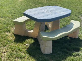Kids Picnic Table