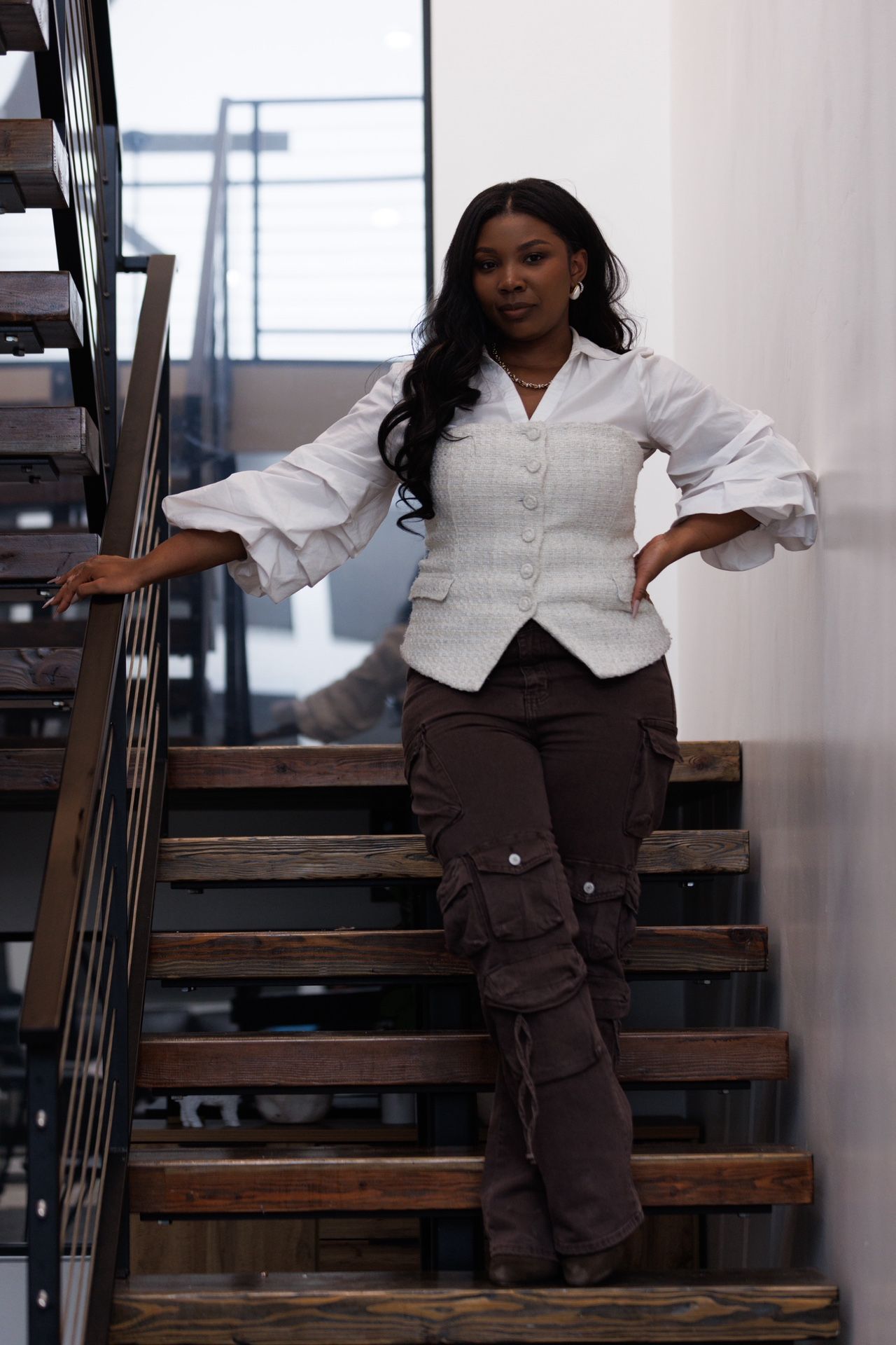 Sz. XL Brown Cargo Pants (Rainbows)