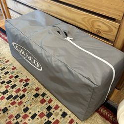 Crib, Fold Up Mobile