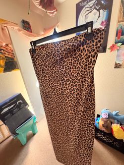 Long cheetah dress medium
