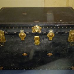 Butterfield Steamer Trunk