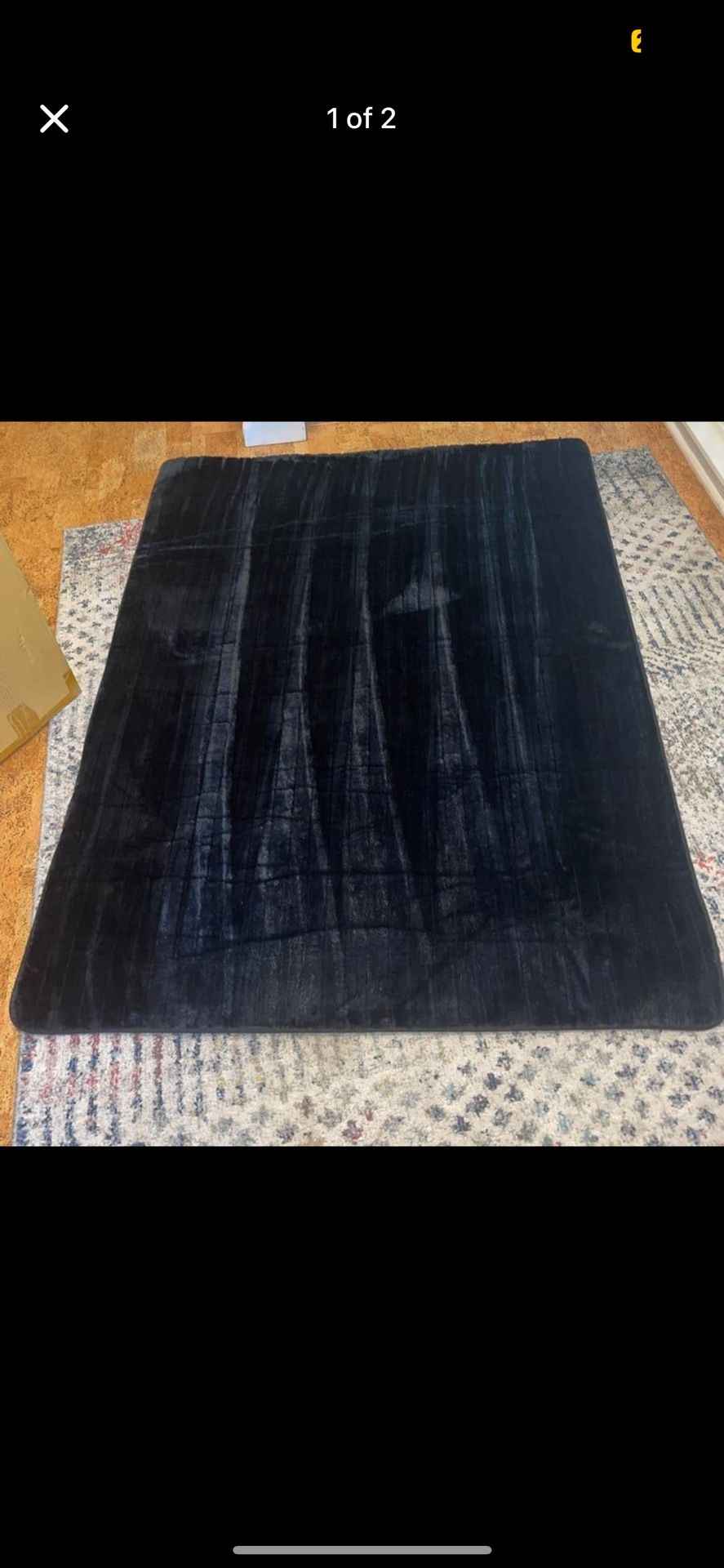 Jessica Simpson black rug