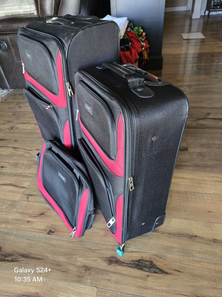 CHAPS 3 PIECE LUGGAGE SET