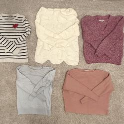 Women’s Sweaters Size Small - Large