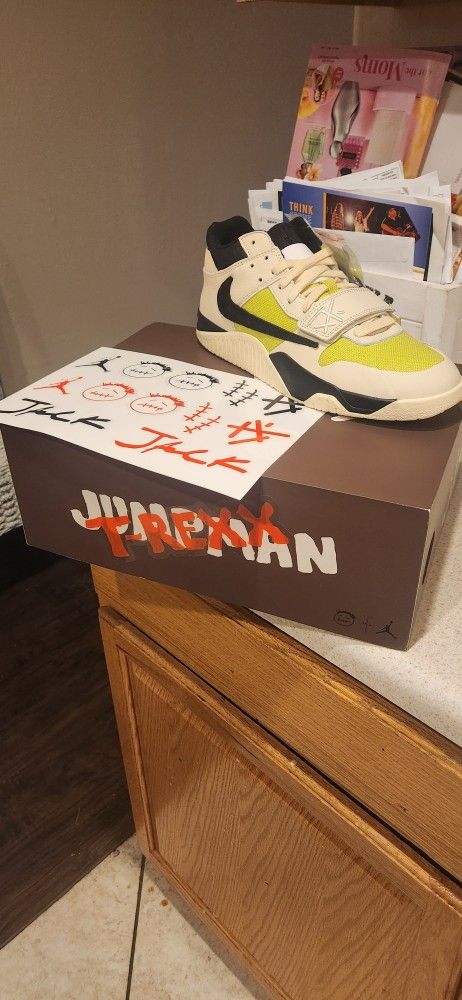 New!! Jordan Travis Scott "Bright Cactus" Size 12 Mens