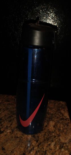 Nike Sports Water Bottle