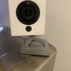 WYZE V2  INDOOR SECURITY CAMERA