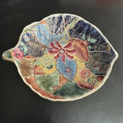 Vintage Handmade Decorative Tobacco Leaf Porcelain, Multi Colors With Gold Stripes, Excellent Condition