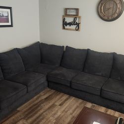 High Quality Soft Fabric Couch $1200 Retail, Well Maintained. Clean (No Shoes) https://offerup.com/redirect/?o=SG9tZS5sb2w=