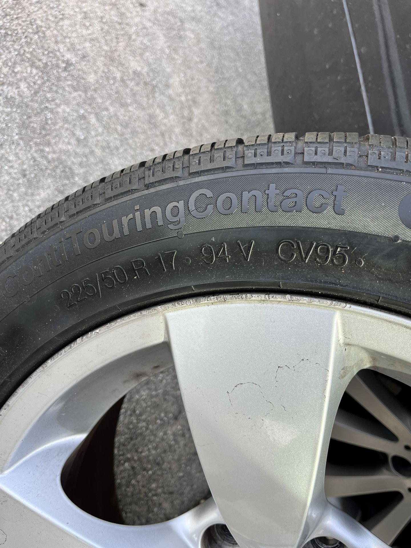 I bought them thinking they would fit on my car, but they don’t accepting the best offer