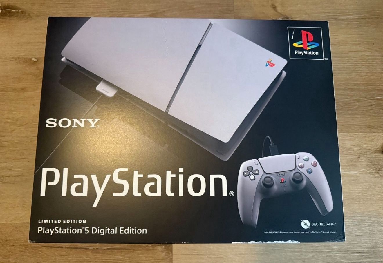LIMITED EDITION PLAYSTATION 30th ANNIVERSARY 