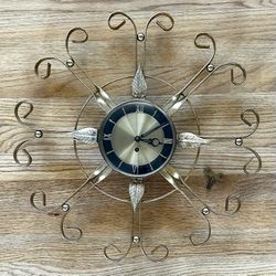 Vintage Sunburst/Starburst Wall Clock 8-Day Wind-Up Curled Brass Rays MCM TESTED Mfg by Welby (Germany) Wall Hanging Mid Century Brass 