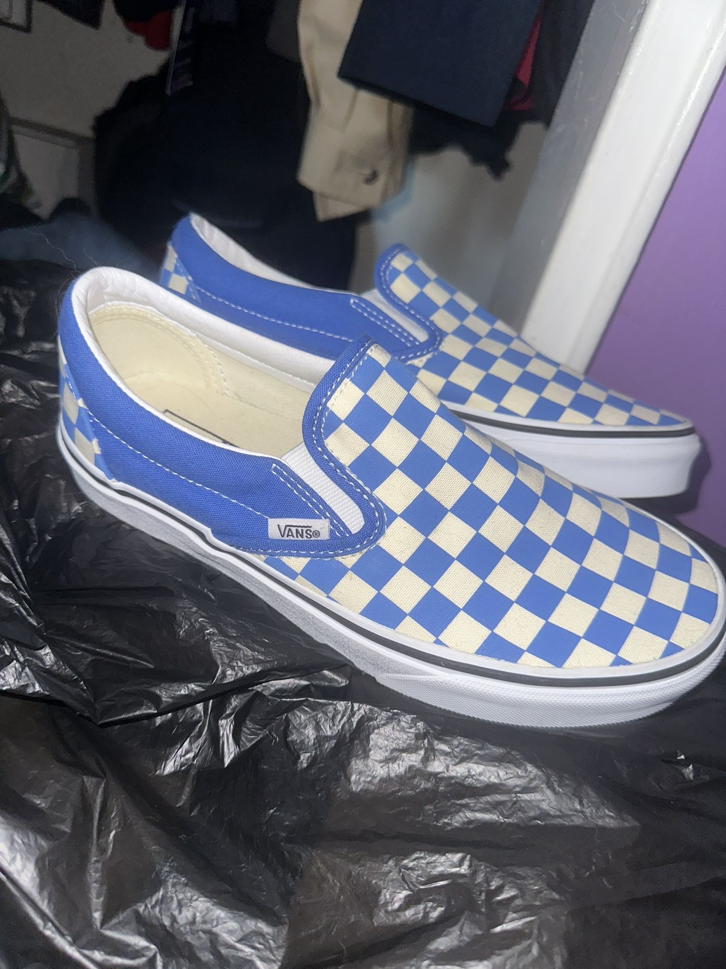 Vans 