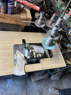 Pegasus Sewing Machine Overlock 5 Threads