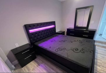 Bedroom Set ( Juego De Cuarto)💮Sold separately too💮Fast delivery