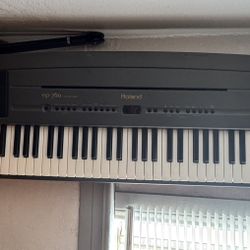 Rowland Ep 760 Digital Keyboard 