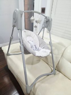 Graco Slim Spaces Compact Baby Swing. Foldable Portable Baby Swing.