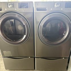 Front -Load Washer and Dryer Set