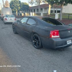 2010 Dodge Charger Sxt