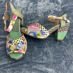L’ Artiste Women’s Shoe 