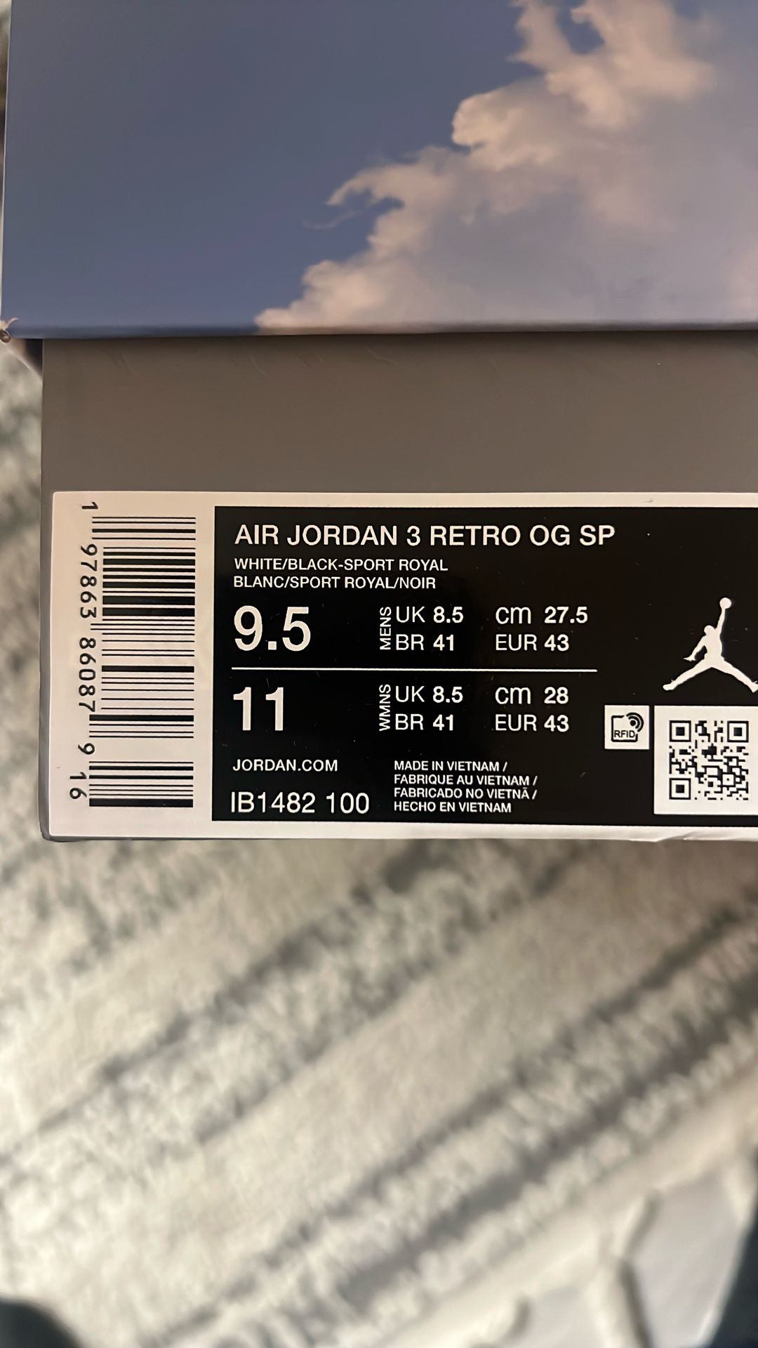 Jordan 3 Retro Seoul 2.0 Size 10 Mens And 9.5
