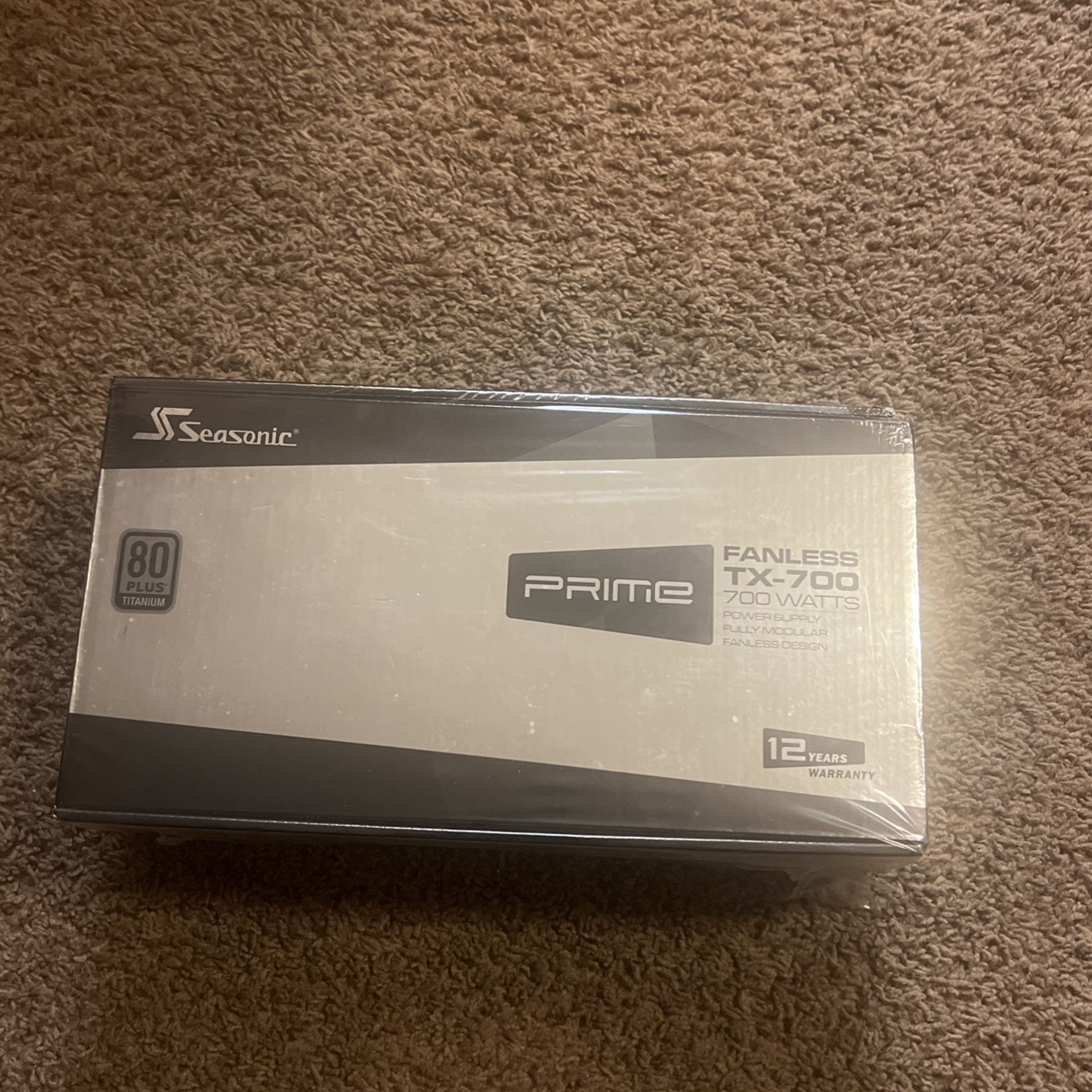 Seasonic Prime 700 Titanium SSR-700TL 700W 80+ Titanium ATX12V & EPS12V Fanless Super Quiet 12 Year Warranty Power Supply (Prime FANLESS TX-700)