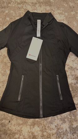 Black Lululemon define Jacket & leggings