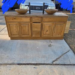 Double sink vanity