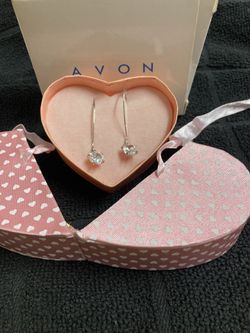 Avon Heart Drop Earrings 