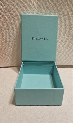 TIFFANY  & CO  TURQUOISE JEWELERY  BOX +BONUS  DRAW STRING POUCH PRE-OWNED 
