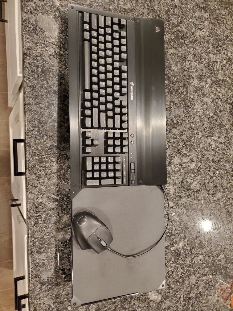 Corsair LAPDOG Gaming Lapboard