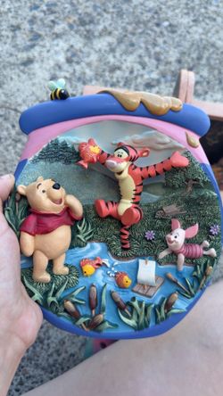 Disney Winnie the Pooh Bradford Exchange “Fishin’ For Fun” Collector Plate Wall Décor