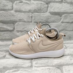 Nike Roshe Two SE Shoes Womens Size 7 Biege Oatmeal Running Athletic Workout Sneakers