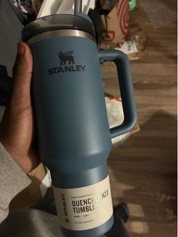 Stanley cup 40 oz New
