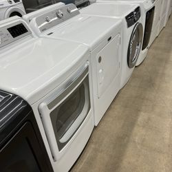 Warehouse Blowout Sale 