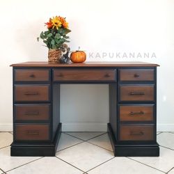 Desk, Broyhill Solid Wood Heavy