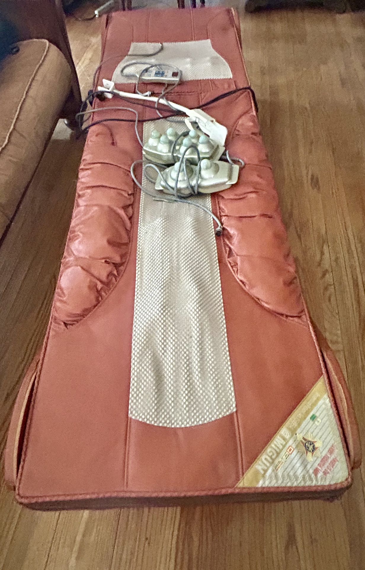 MIGUN SPINE-ALATOR JADE INFRARED MASSAGE TABLE