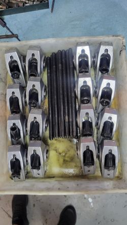 Sb FORD 289-302 Roller Rockers , Locks.  Pushrods